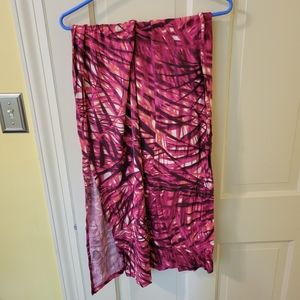 Maxi skirt with slit